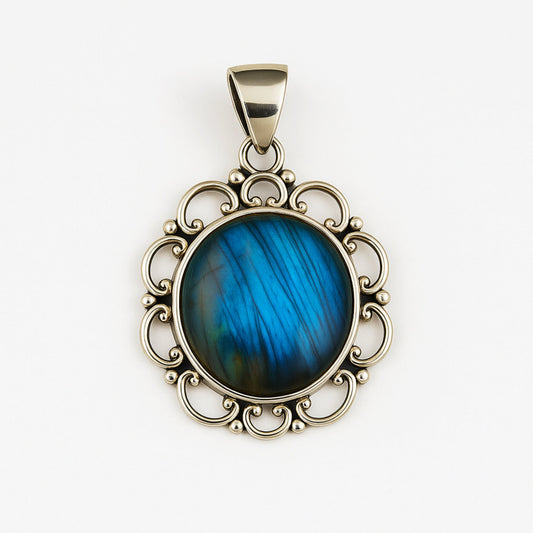 Designer Round Labradorite Pendant, 925 Solid Sterling Silver, Boho Gemstone Pendant, Women Pendant