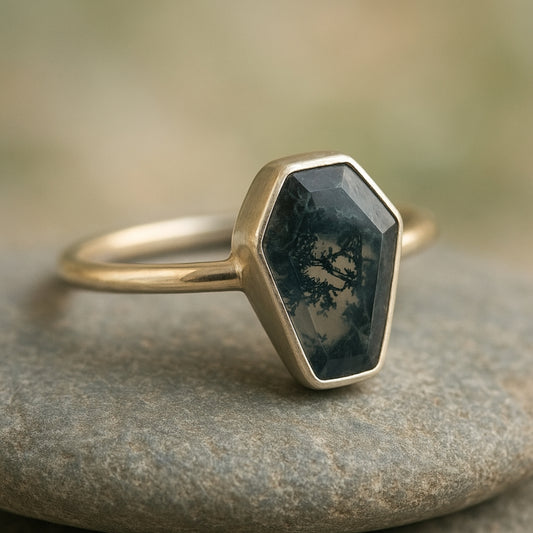 Moss Agate Coffin Ring, 925 Sterling Silver, Tiny Gemstone Ring, Minimalist Ring, Gift for Her