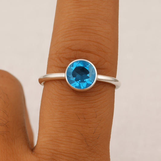 Minimalist Blue Topaz Ring, Round Gemstone Ring, 925 Solid Silver, Summer Gift, Boho Ring